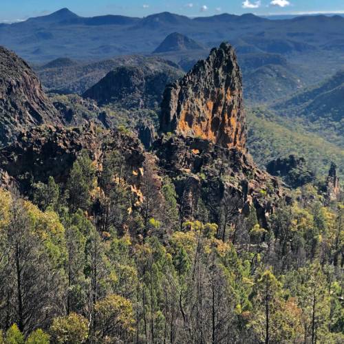 Warrumbungle Summits Walking Tour World Expeditions