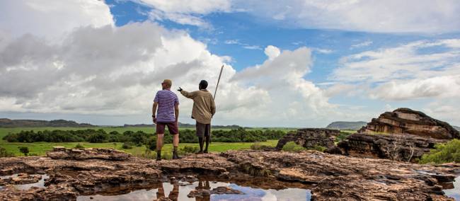 Groups experience a cultural experience at famous Ubirr, Kakadu | Tourism NT/Shaana McNaught